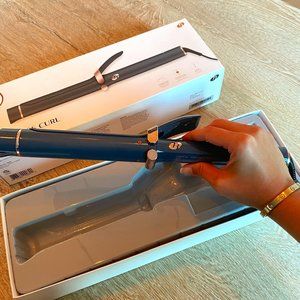 T3 "singlepass"  CURLING IRON  1.25" *Limited edition midnight shade